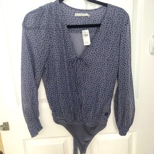 Abercrombie and Fitch Sleeve Slinky V-Neck Blue Bodysuit Size - S